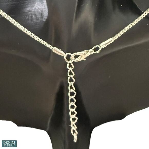 Hello Kitty Crystal Pendant Necklace Silver Tone Adjustable Chain Cute Gift - Picture 5 of 7